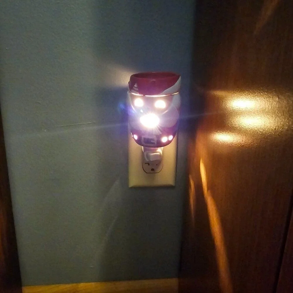 Langley/Empire Candle LLC Plug-in Fragrance Warmer Santa Holiday Night light VTG